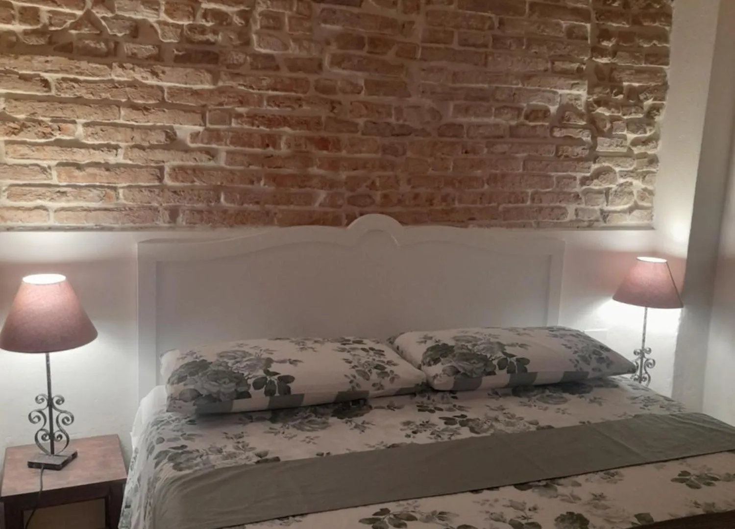Casina Centotrecento-Romantic & Quite Apartment- location